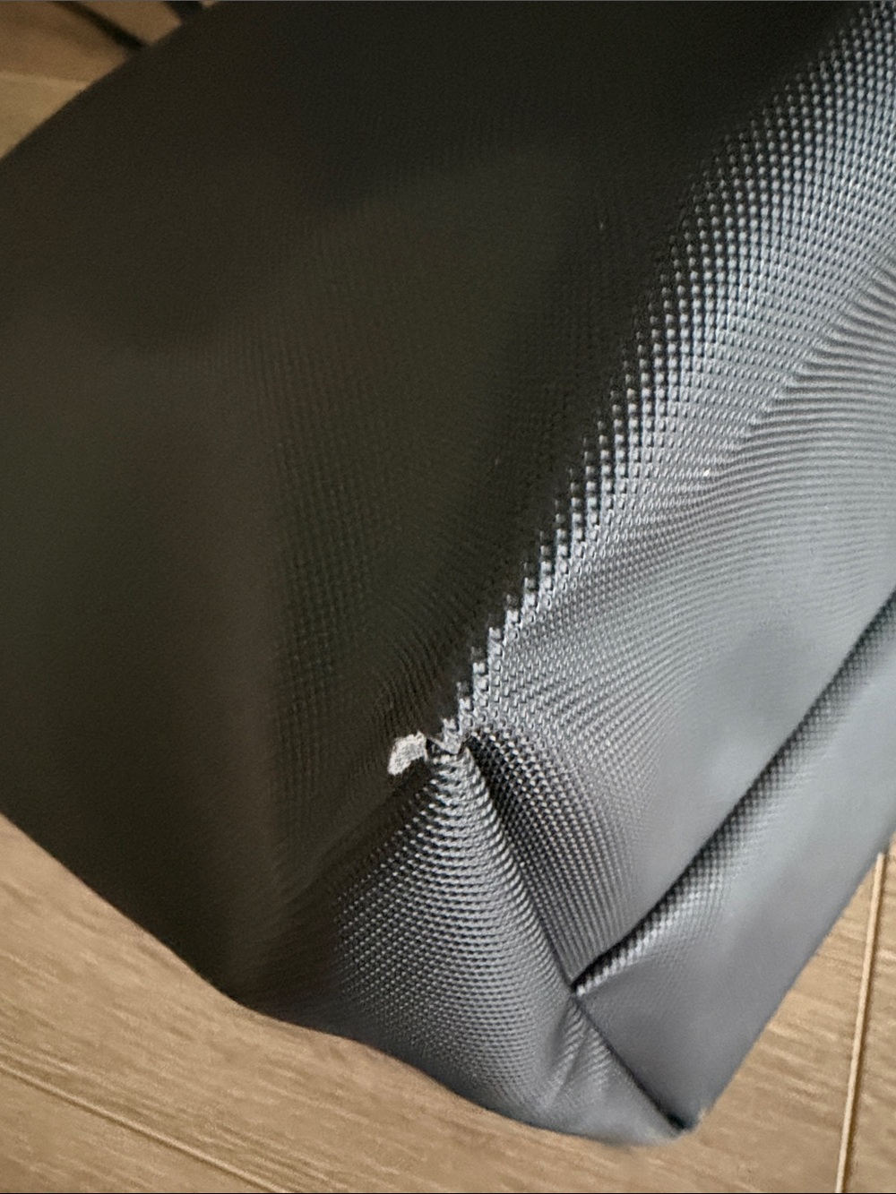 Lacoste L.12.12 Concept Vertical Tote - Black - Picture 4 of 11